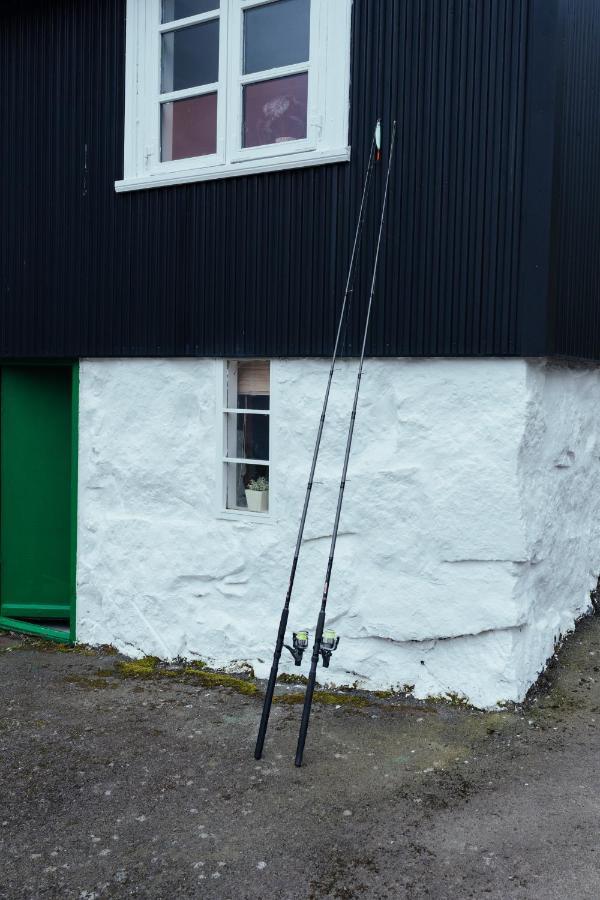 Authentic Faroese House / Unique Location / Nature Hellurnar Exterior foto